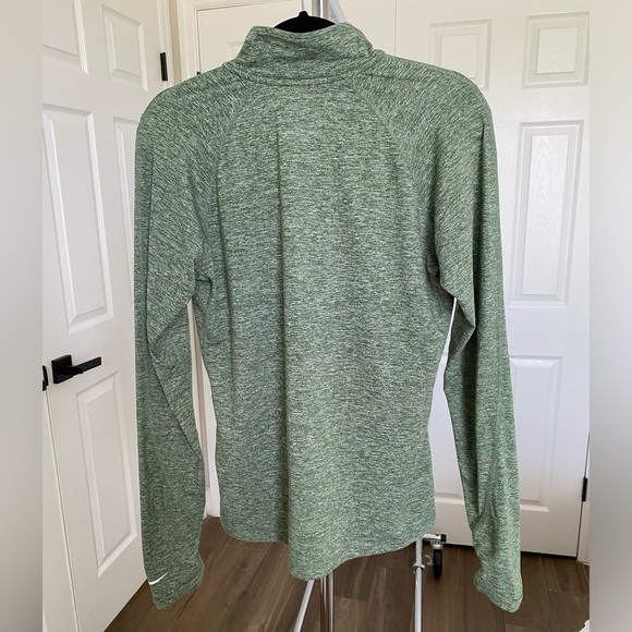 Nike NY Jets 1/4 zip Long sleeve Dri Fit green shirt size Medium - Picture 4 of 12